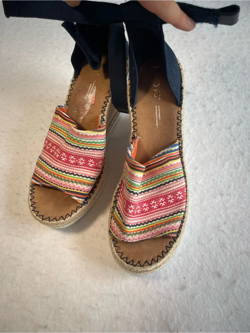 TOMS Women’s Colorful Stripe Espadrille Wedge Sandals Ankle Strap Size 9.5